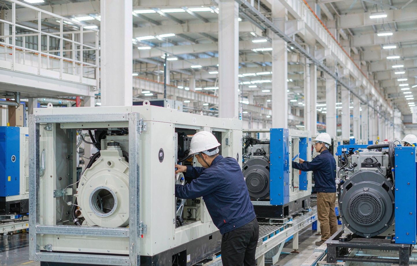 总装车间流水线 / main assembly line